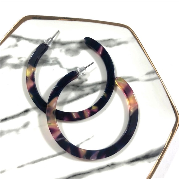 Pink Yellow Purple Tortoise Shell Hoop Earring - Picture 3 of 4